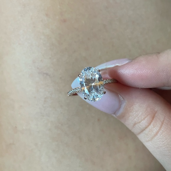 The Lively Ring Size 7 - Everly Rings - Picture 2 of 3